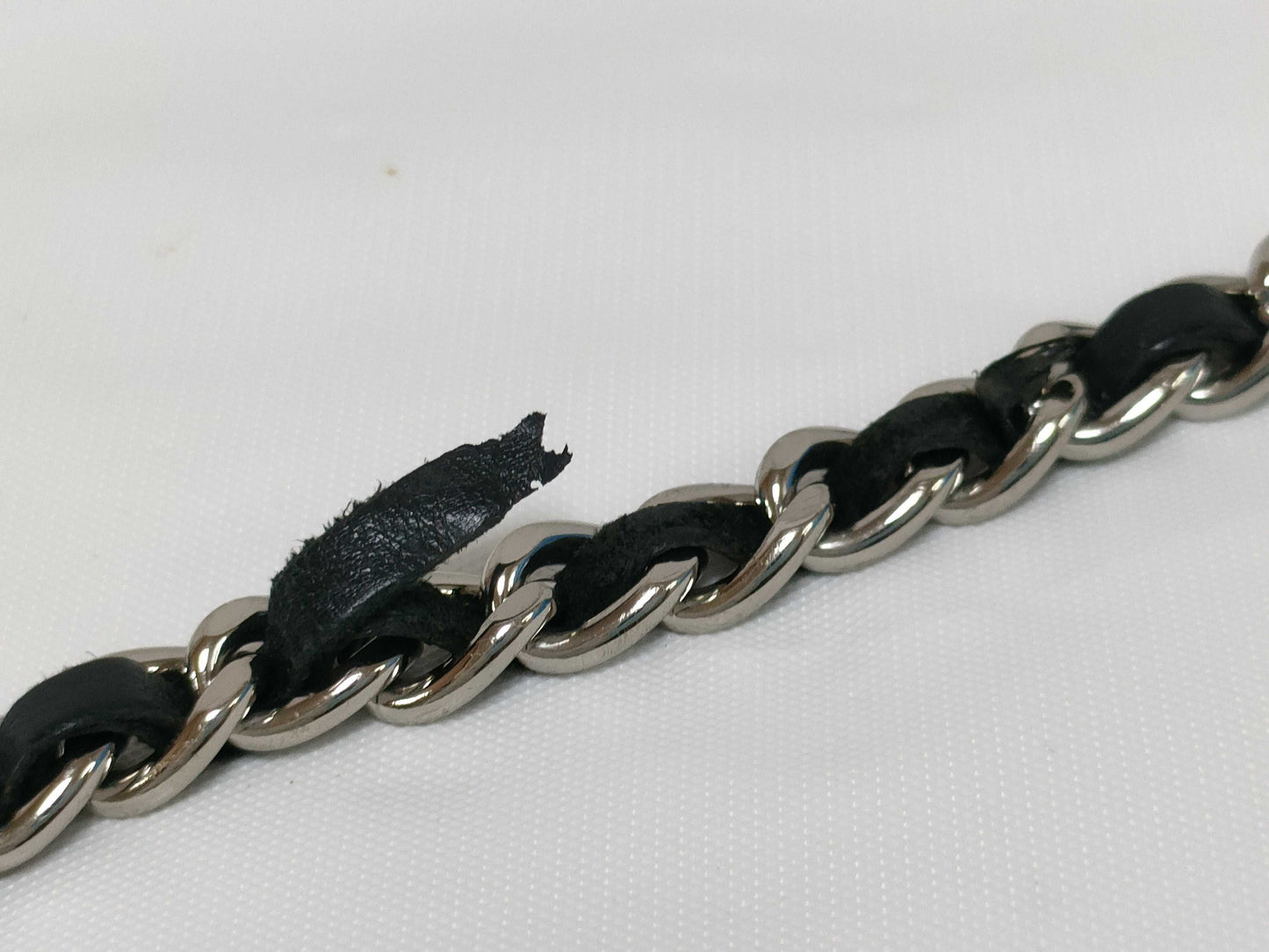 CHANEL Camellia Chain Wallet Shoulder Bag