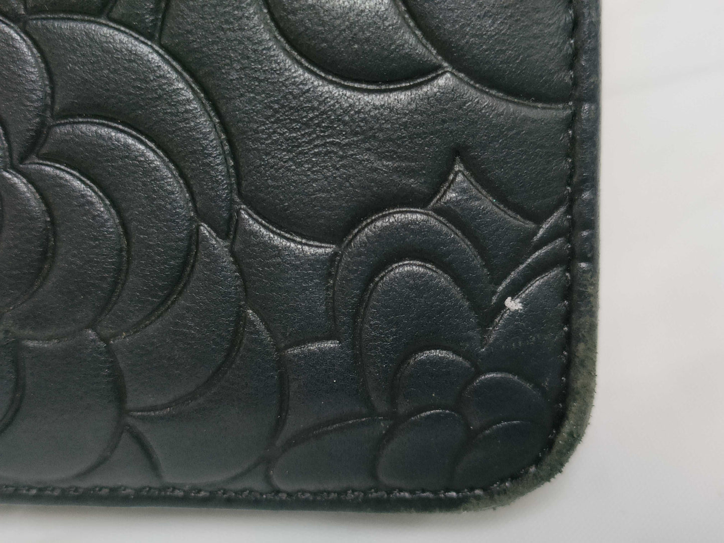 CHANEL Camellia Chain Wallet Shoulder Bag