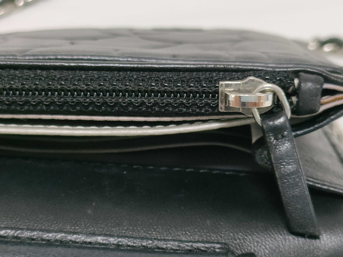 CHANEL Camellia Chain Wallet Shoulder Bag