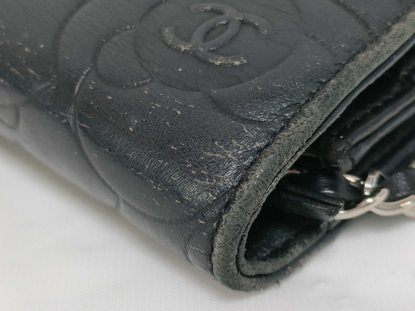 CHANEL Camellia Chain Wallet Shoulder Bag