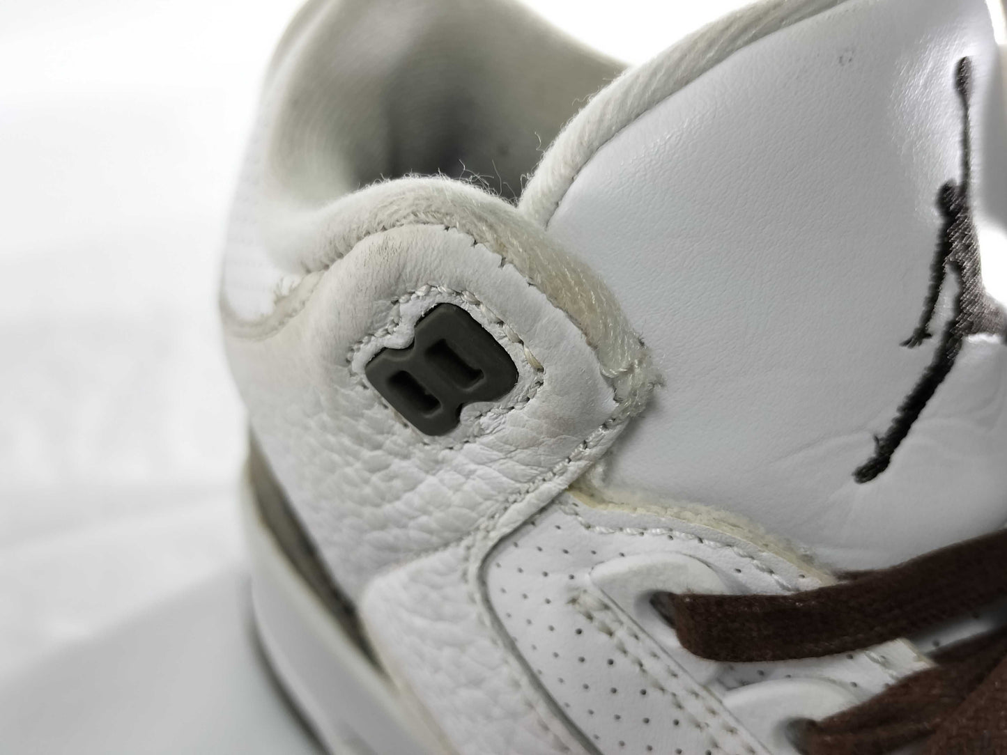 NIKE AIR JORDAN 3 RETRO Mocha 136064-122 Sneakers