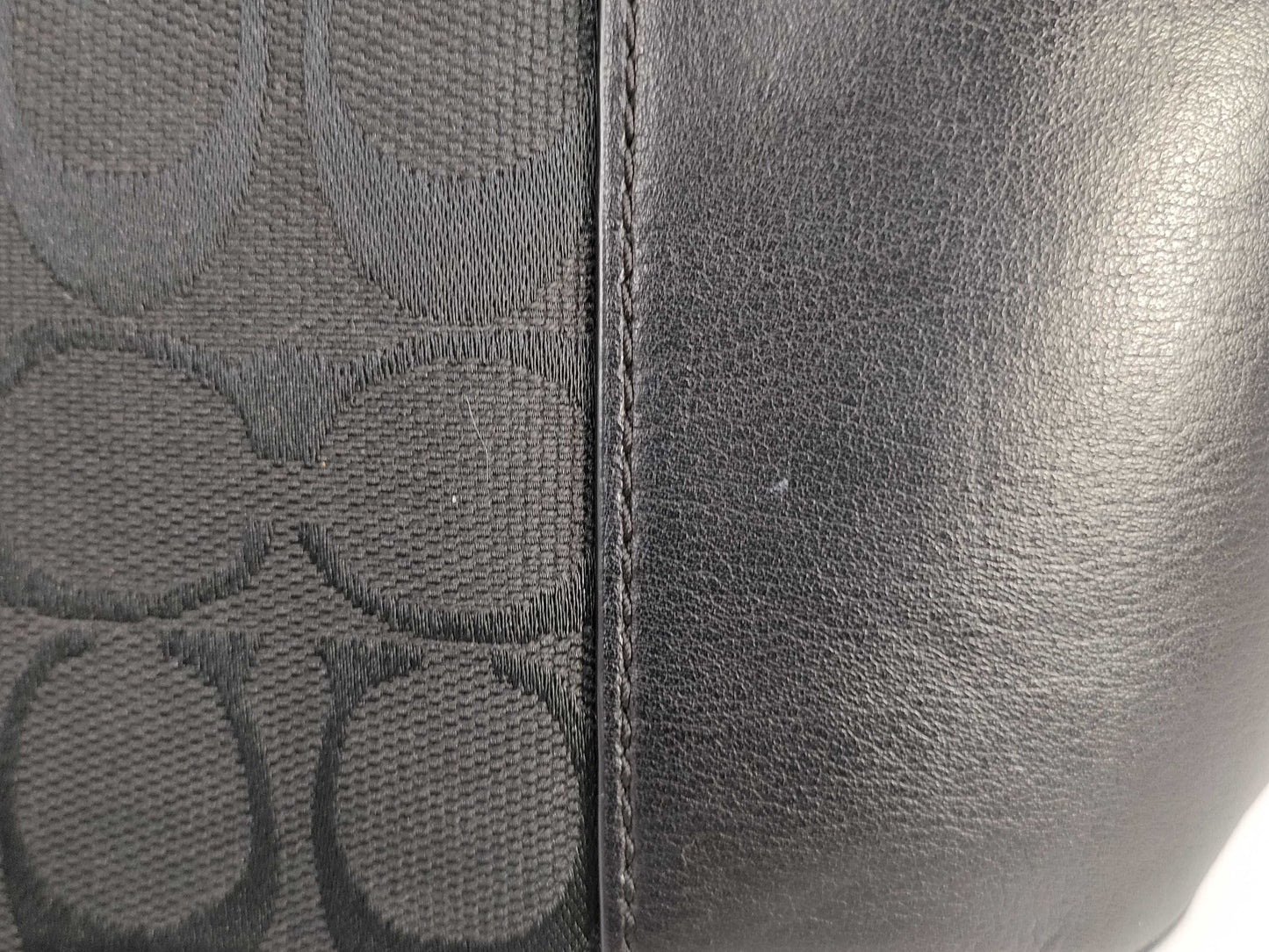 COACH Signature Handbag/Tote Bag/Pouch 3-Piece Set Shoulder Bag
