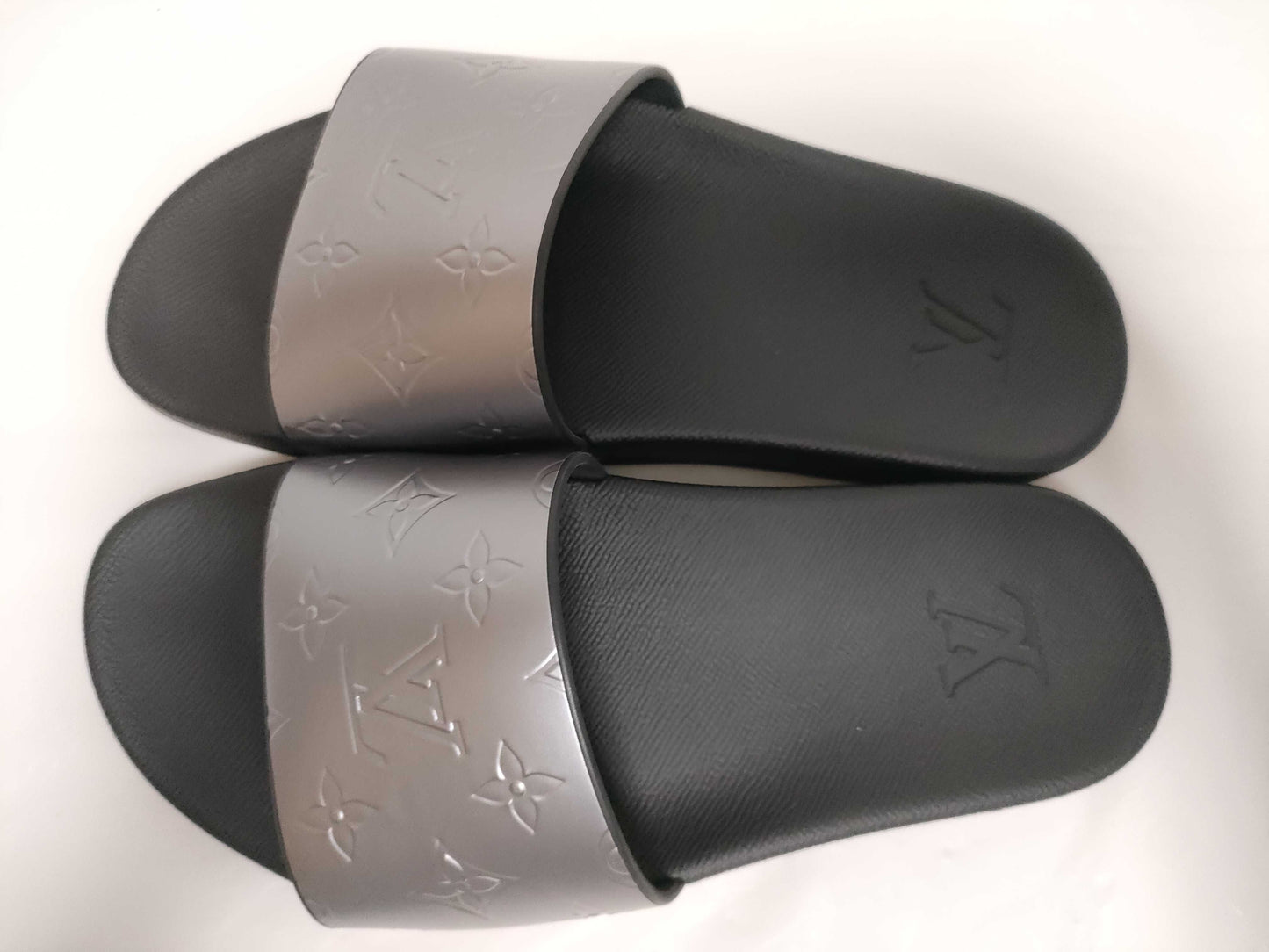 LOUIS VUITTON Monogram Waterfront Line Sandals Black/Silver Sandals