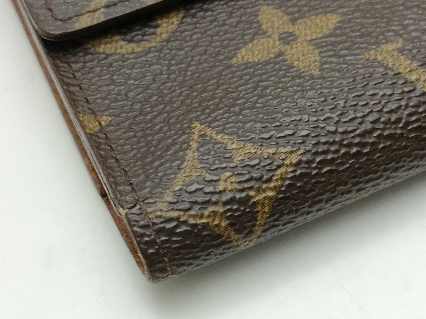 LOUIS VUITTON Monogram M61217 Portefeuille International Wallet