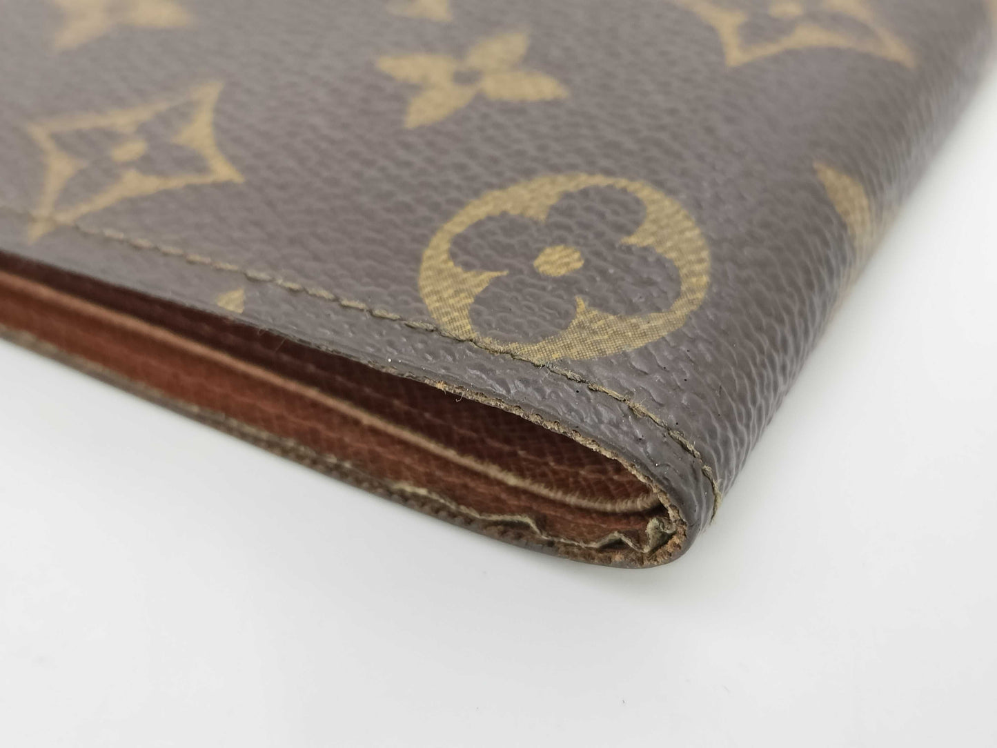 LOUIS VUITTON Monogram Bifold Wallet