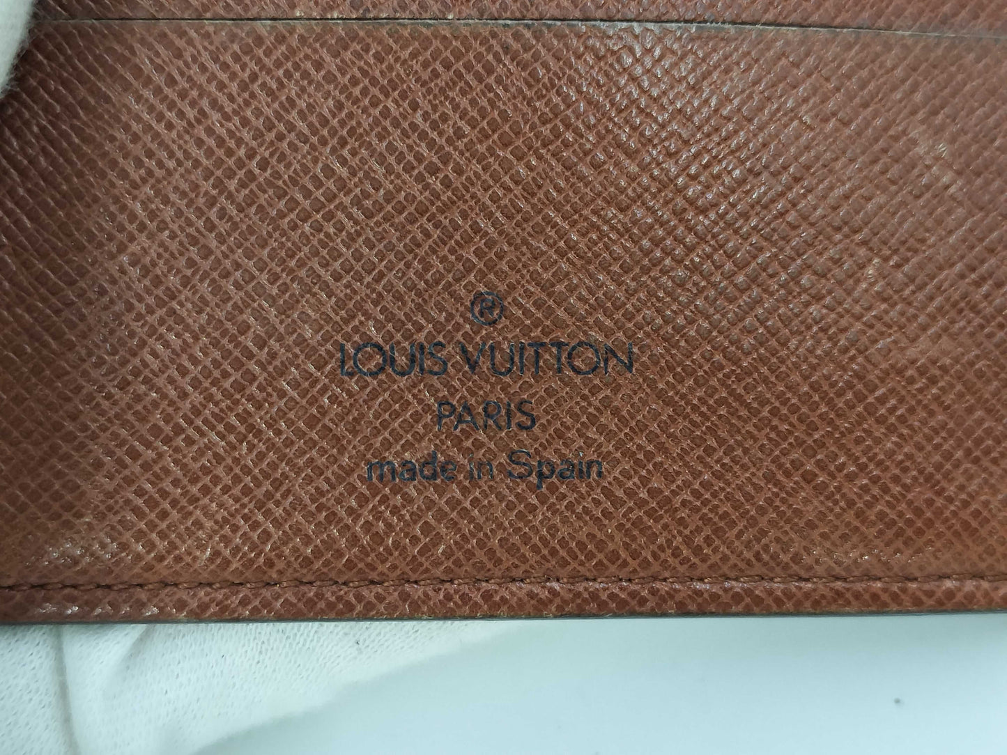 LOUIS VUITTON Monogram Bifold Wallet