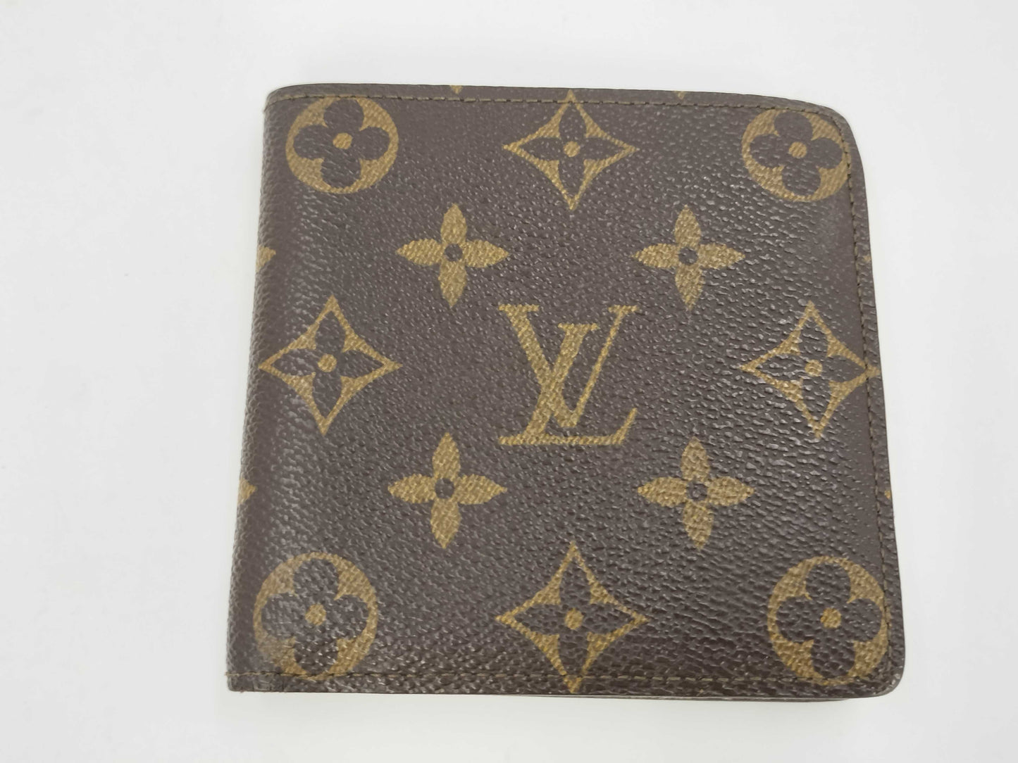 LOUIS VUITTON Monogram Bifold Wallet