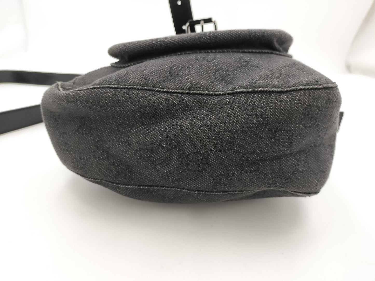 GUCCI GG Canvas 101654 Shoulder Bag