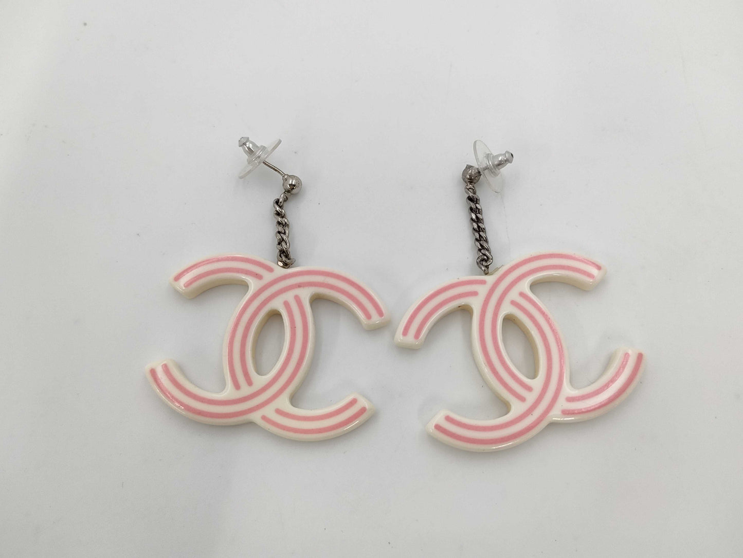 CHANEL Swing Earrings