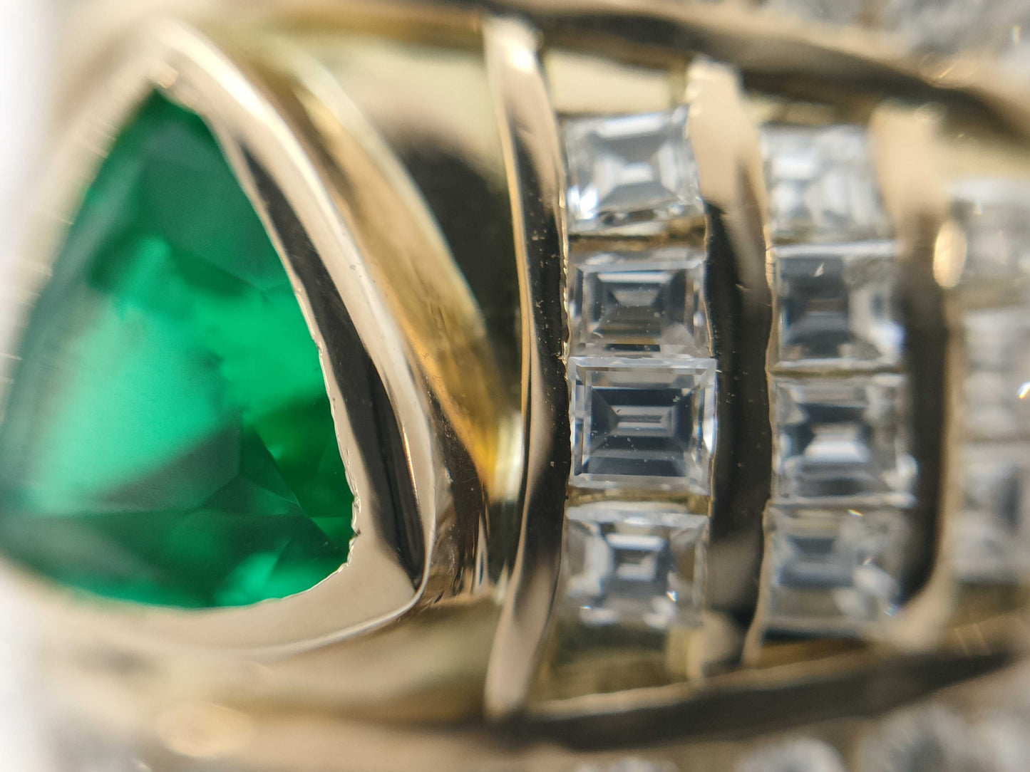 E1.126ct D0.97ct K18 13.4g Ring