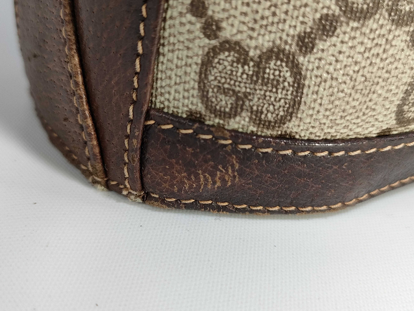 GUCCI Old Shoulder Bag