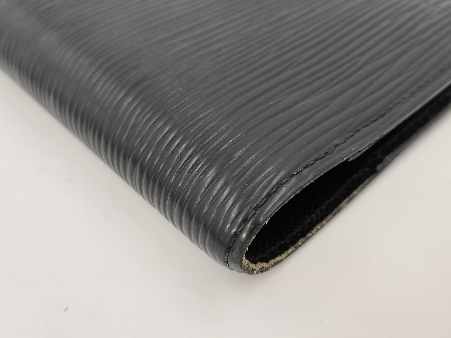 LOUIS VUITTON Epi Agenda PM Noir Notebook Cover