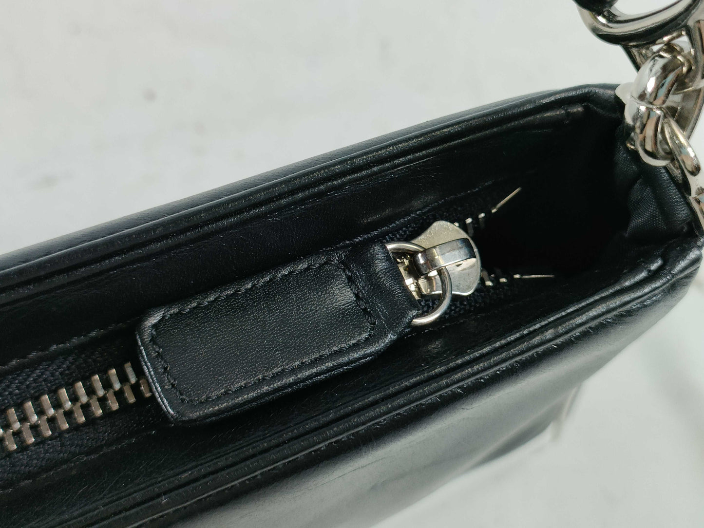 agnes b. one-shoulder leather shoulder bag