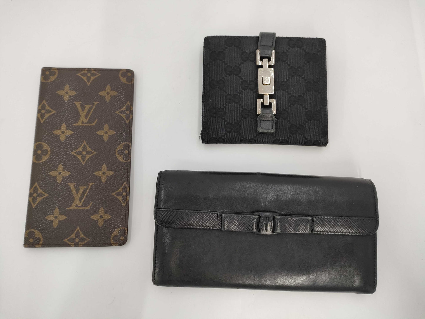 Louis Vuitton Monogram Wallet *1 / Gucci Jackie Wallet *1 / Ferragamo Wallet *1 / 3-Piece Designer Wallet Set