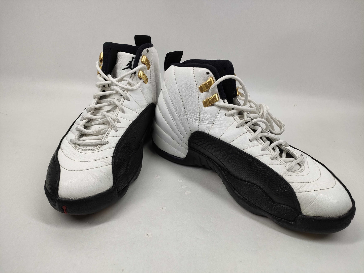 NIKE 130690-101 Air Jordan 12 OG Taxi Sneakers