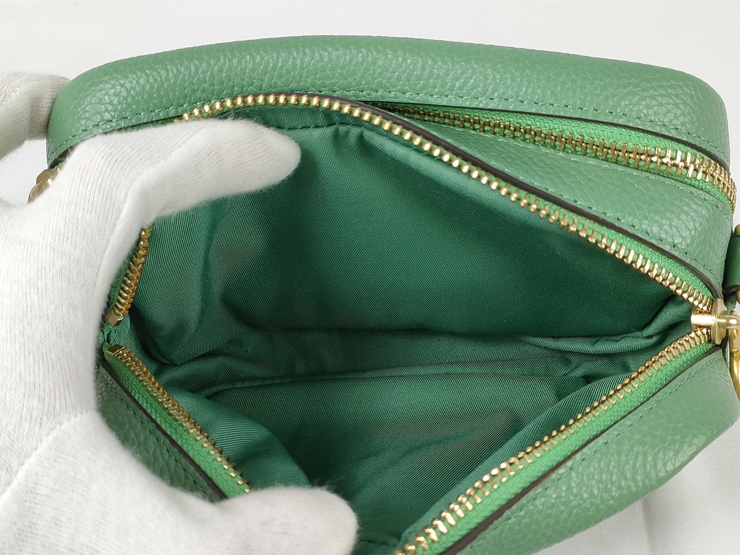 Tory Burch Leather Logo Shoulder Bag Green