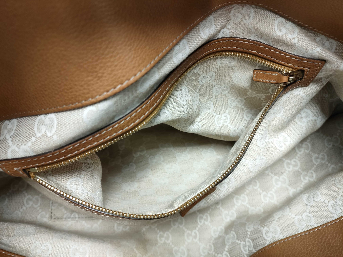 GUCCI Jackie Straw Tote Bag