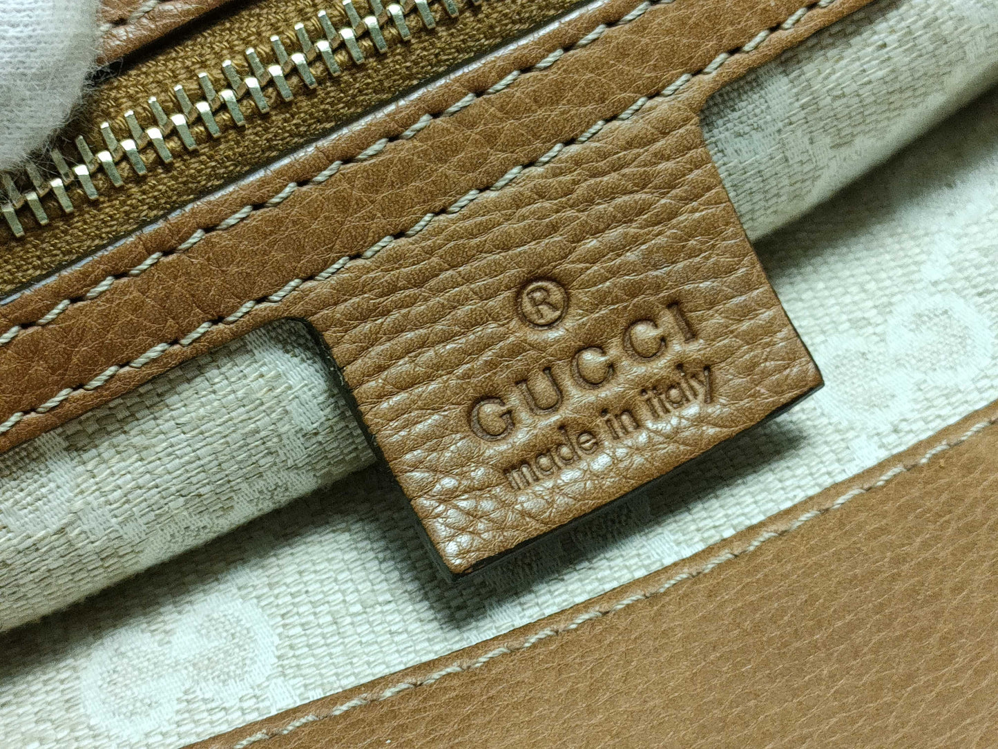 GUCCI Jackie Straw Tote Bag