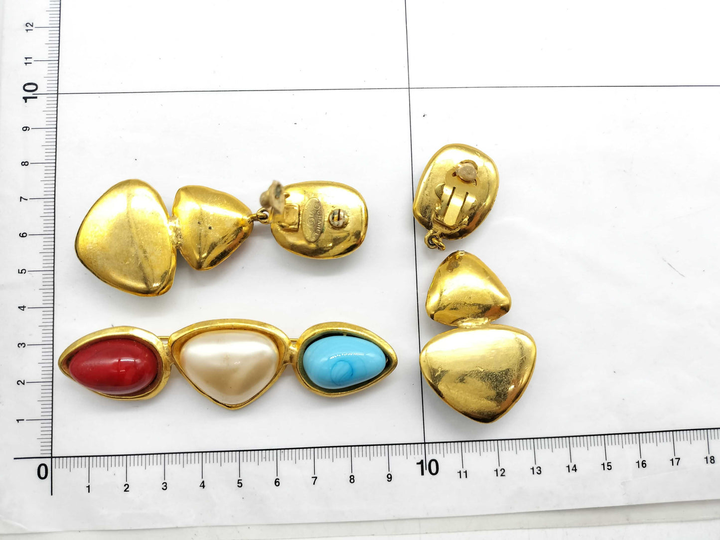 CHANEL 93P Brooch/Earrings Partially damaged Brooch