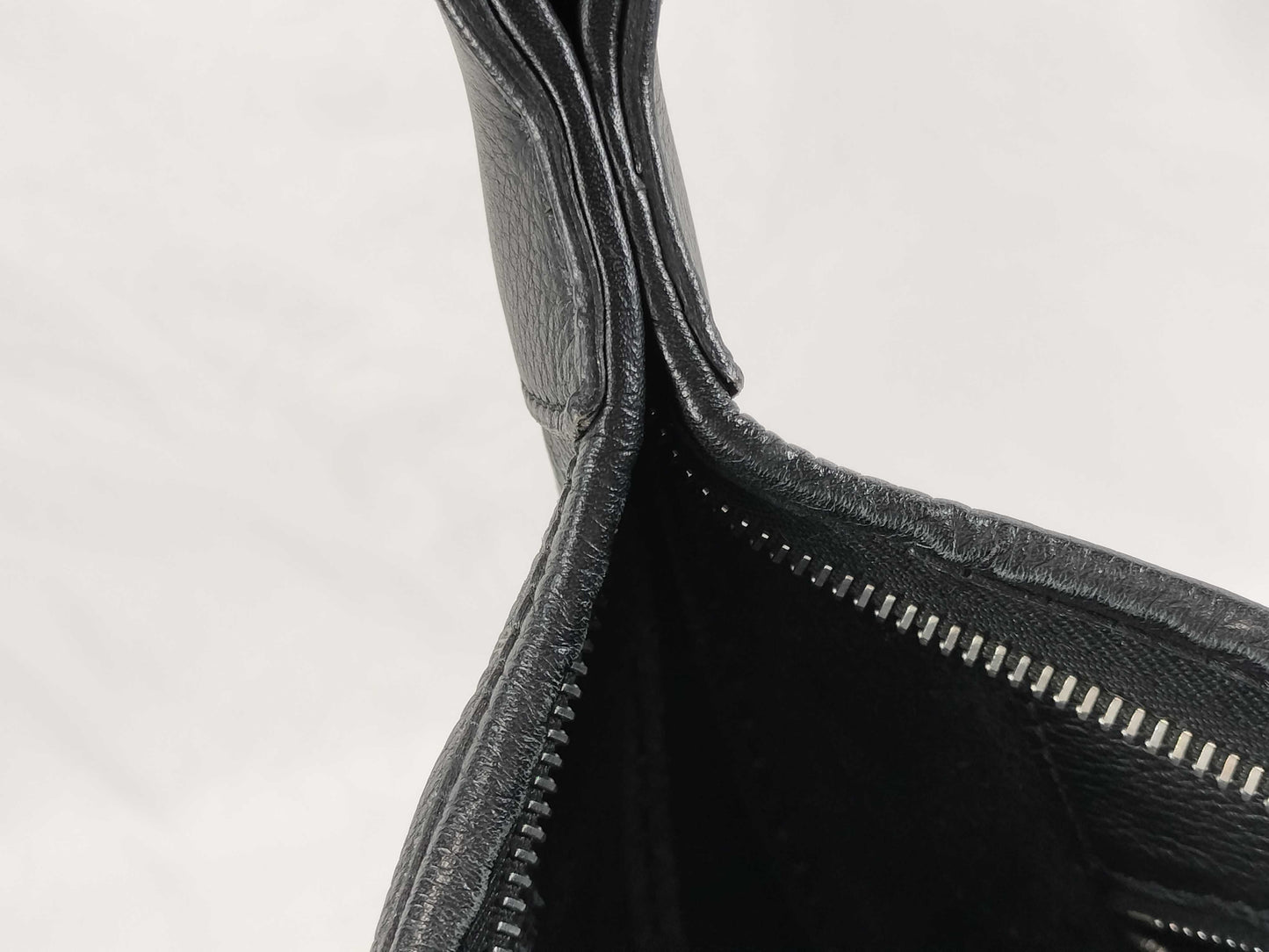 HERMES Trim 31 □B Taurillon Silver Hardware Tote Bag