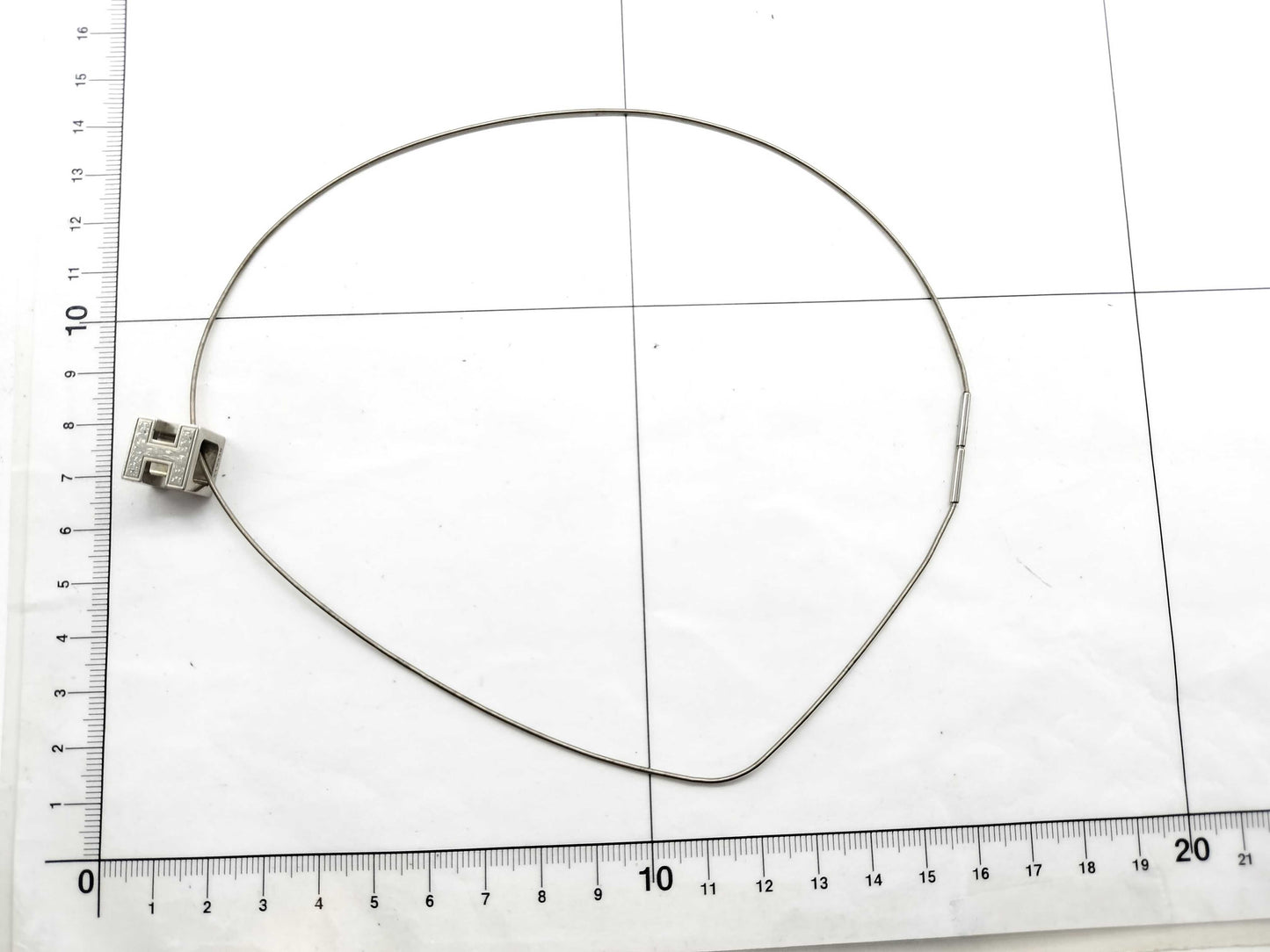 HERMES Necklace, Cage d'Ash H Cube Necklace