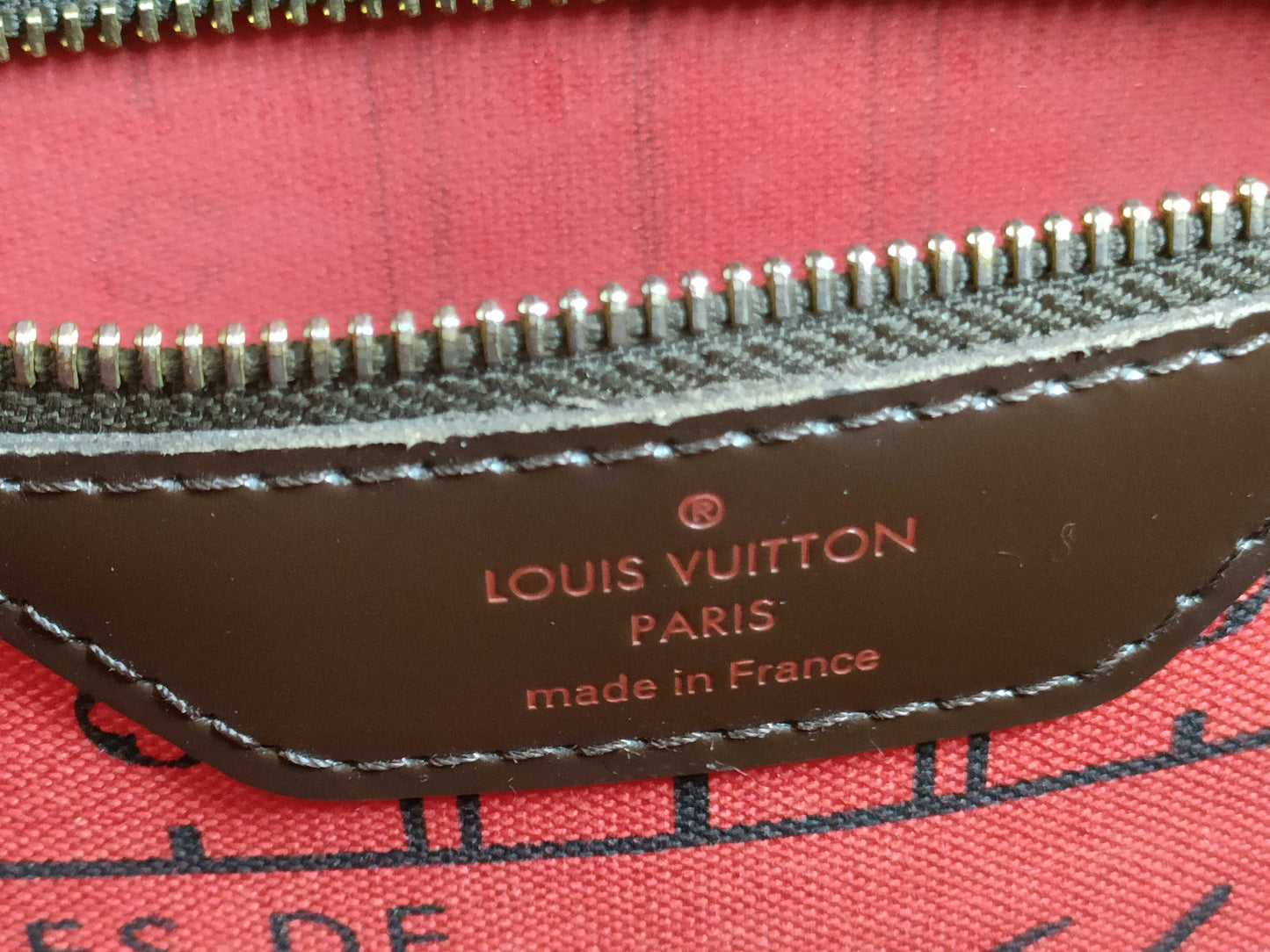 LOUIS VUITTON N51109 Damier Neverfull PM Handbag