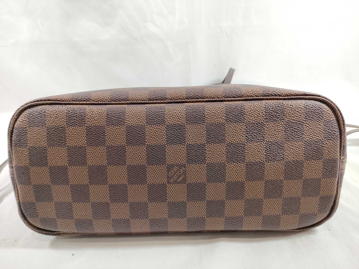 LOUIS VUITTON N51109 Damier Neverfull PM Handbag