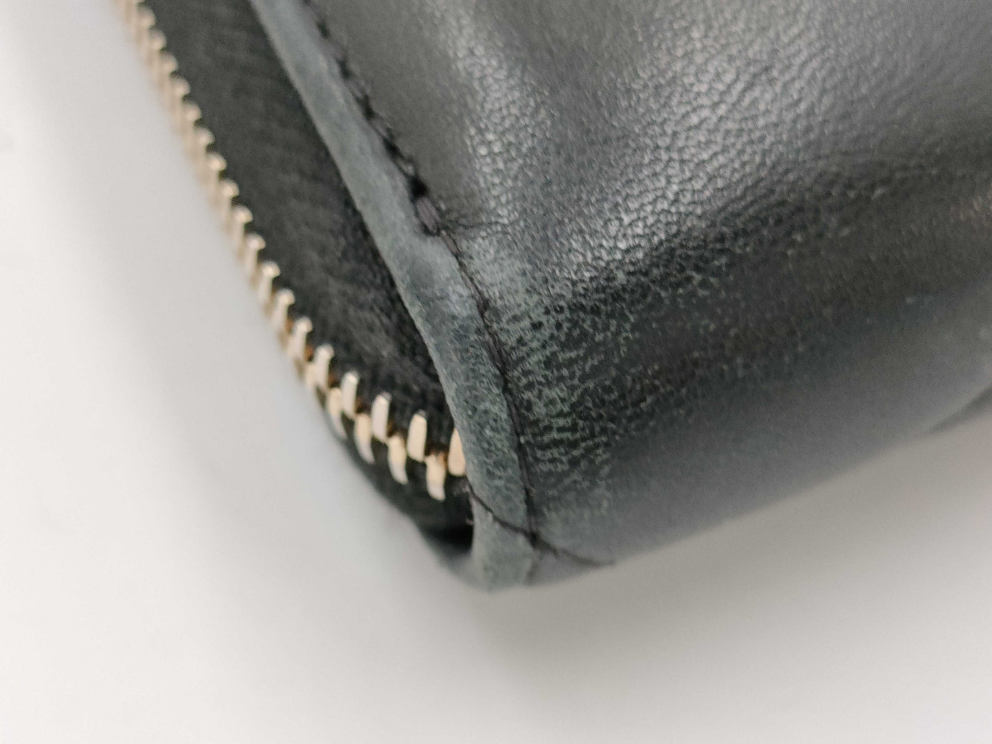 CHANEL Chanel 19 Round Zipper Long Wallet