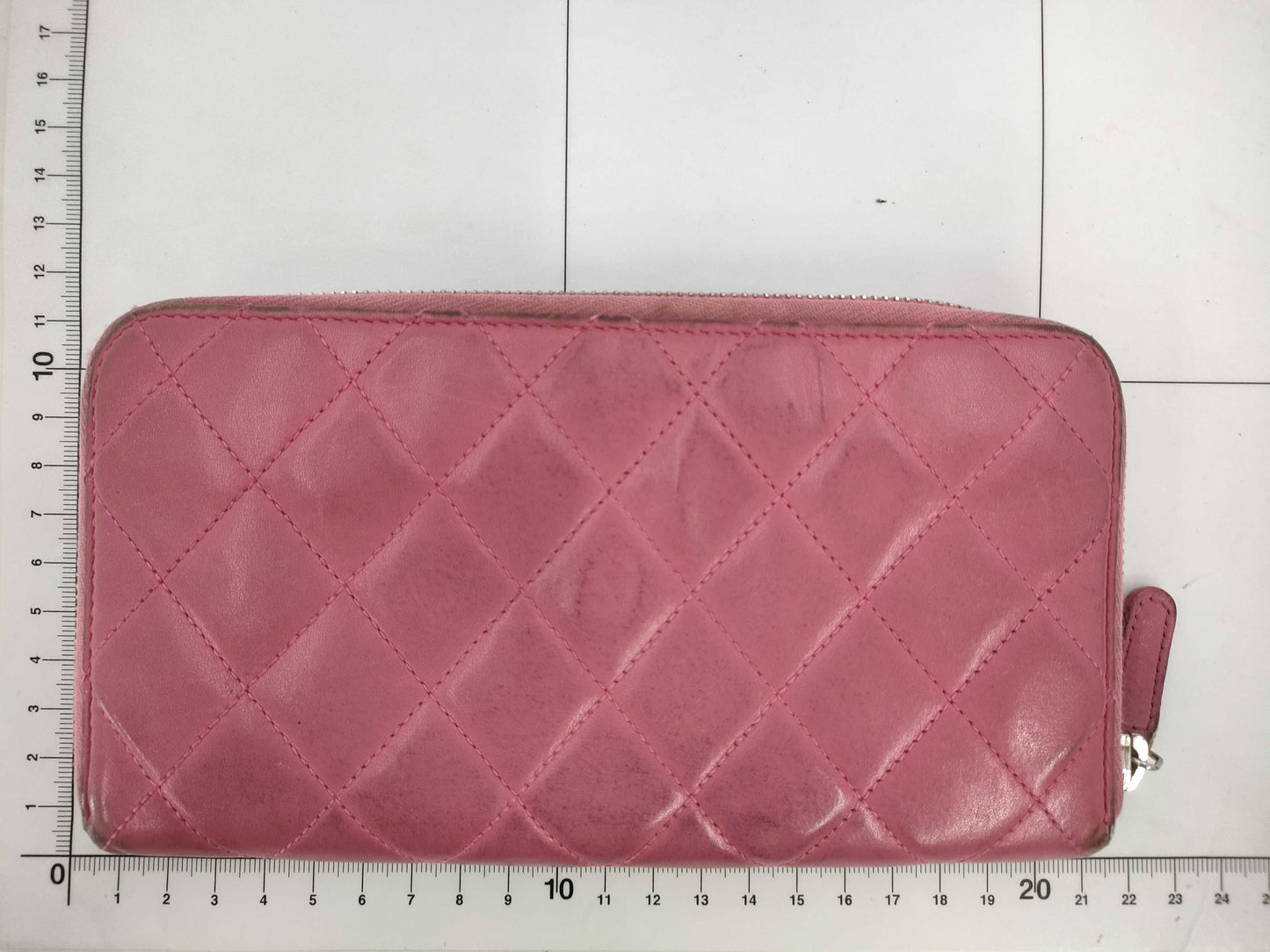 CHANEL Simply CC Round Zip Long Wallet