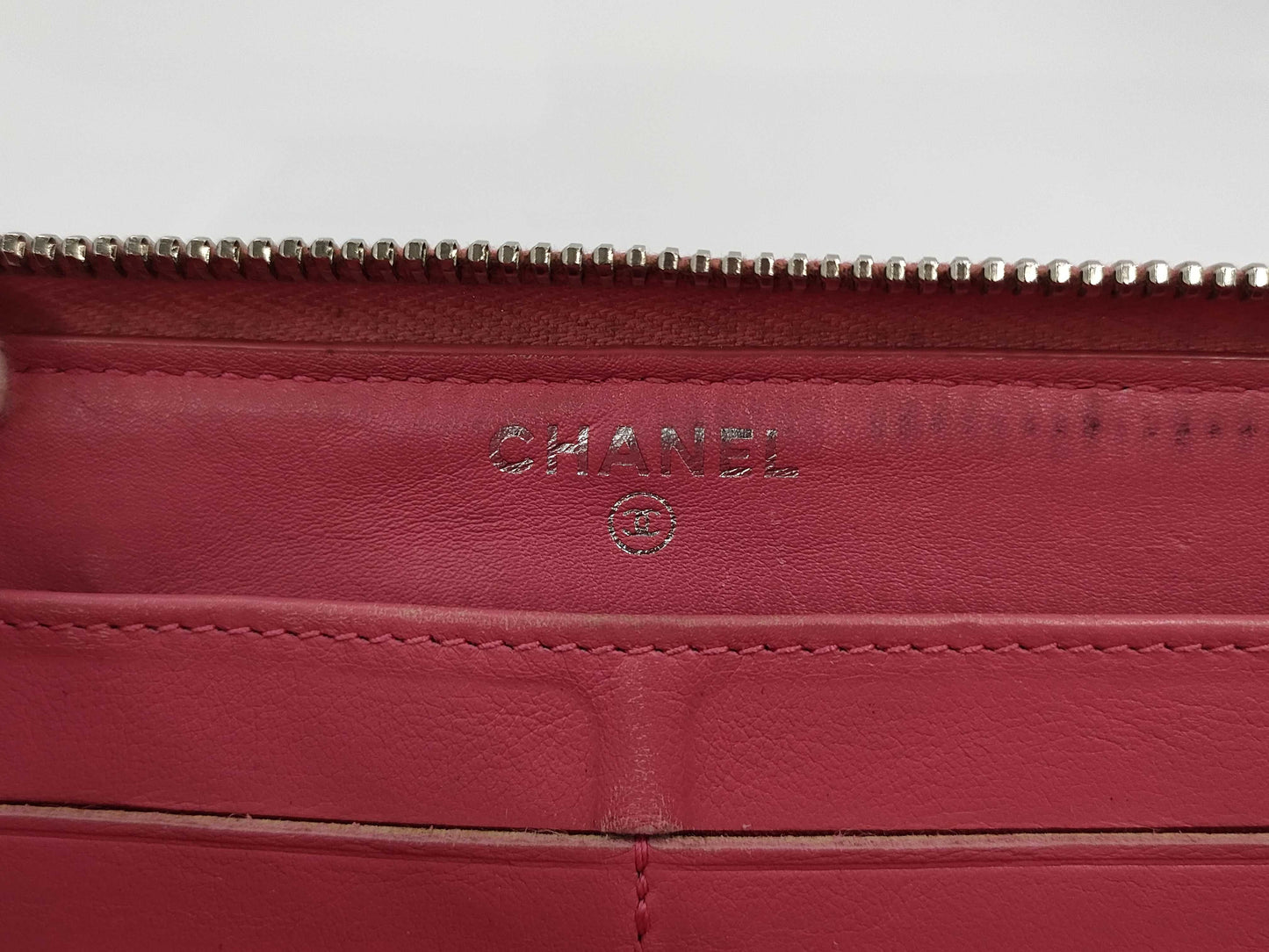 CHANEL Simply CC Round Zip Long Wallet