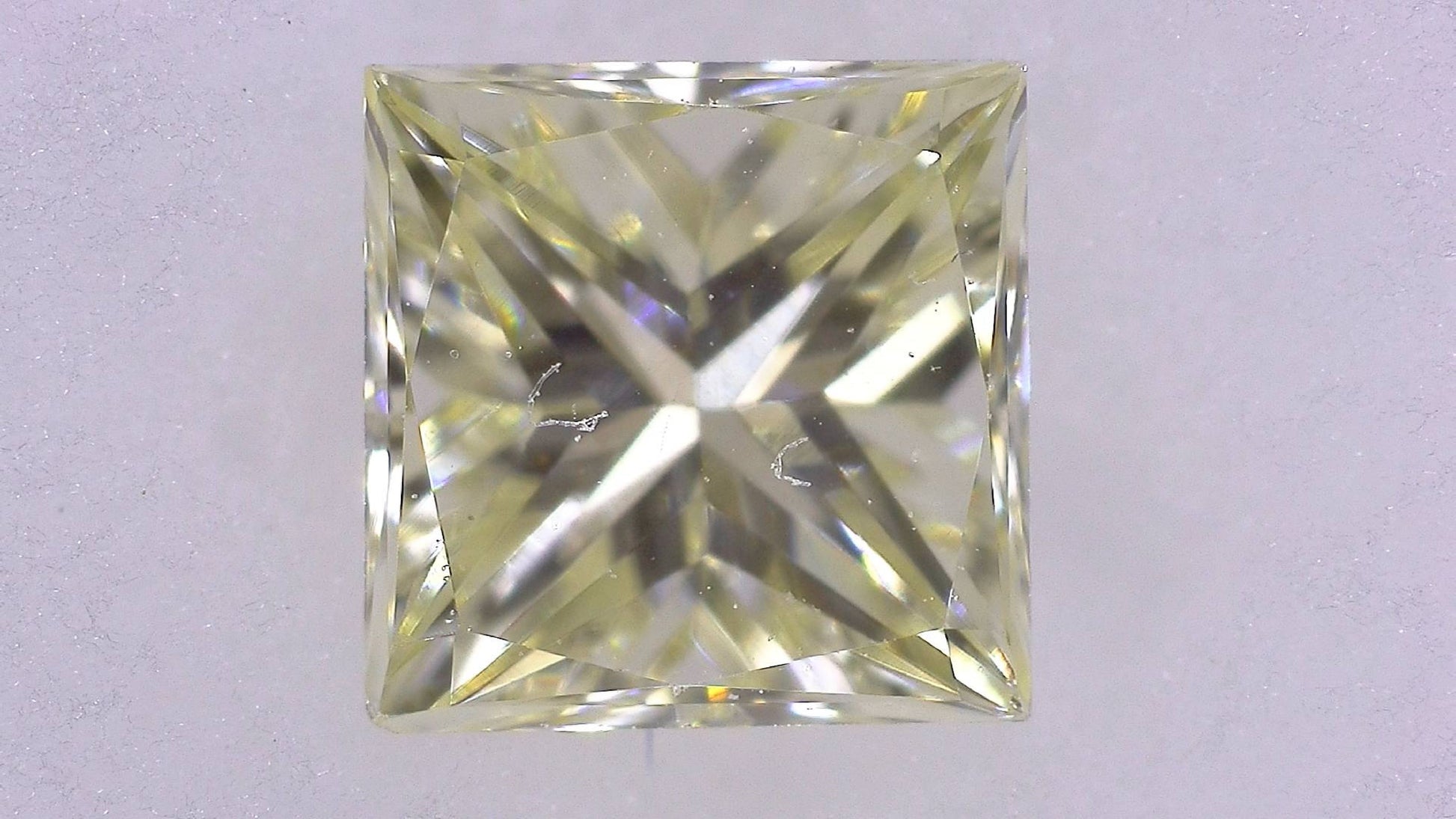 0.311ct UNDER N)VERY LIGHT YELLOW VS-2 ****/GD/GD FAINT NATURAL 3.85-3.83X2.65mm SQ Diamond Loose