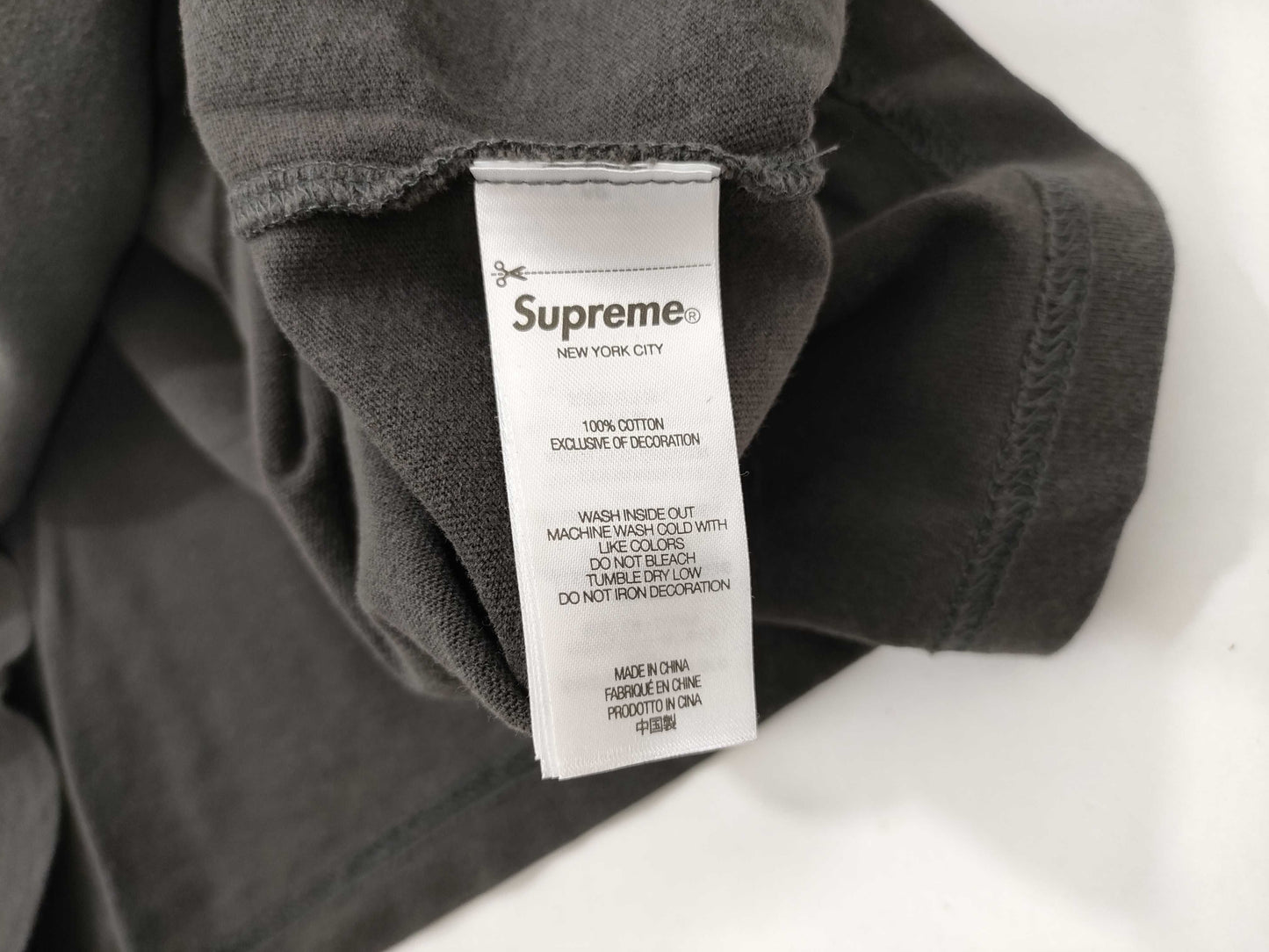 Supreme T-shirt Gray T-shirt