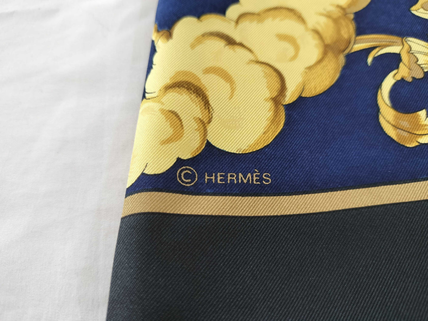 HERMES Carre Space Scarf