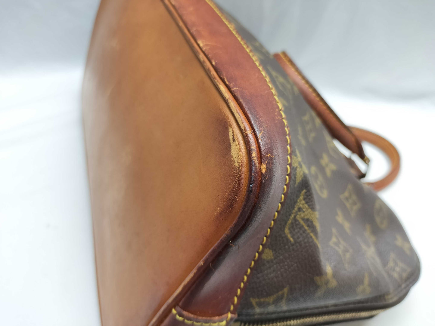 LOUIS VUITTON M51130 Monogram Alma Handbag