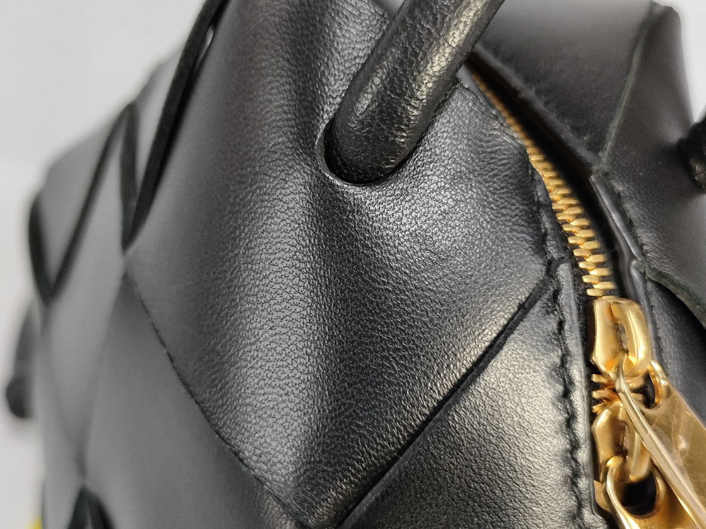 BOTTEGA VENETA Intrecciato Mini Cassette Camera Bag Shoulder Bag