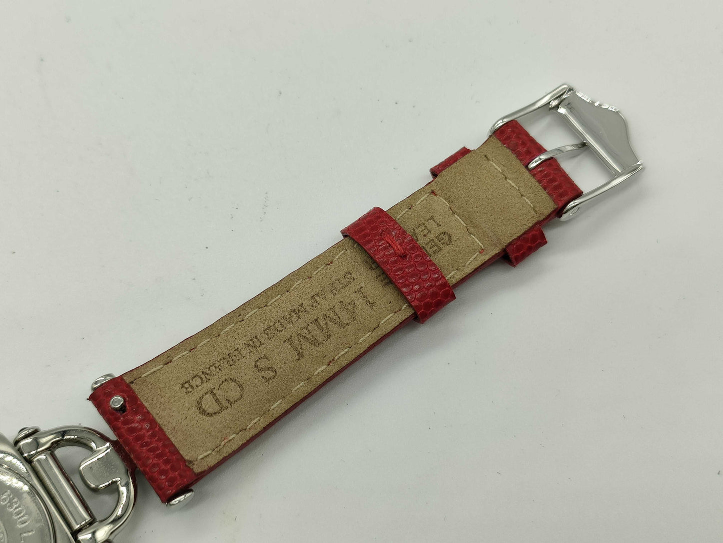 GUCCI 6300L White Dial Women's Watch