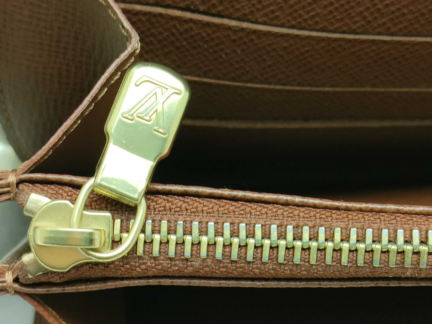 LOUIS VUITTON Monogram Portefeuille Sarah Wallet