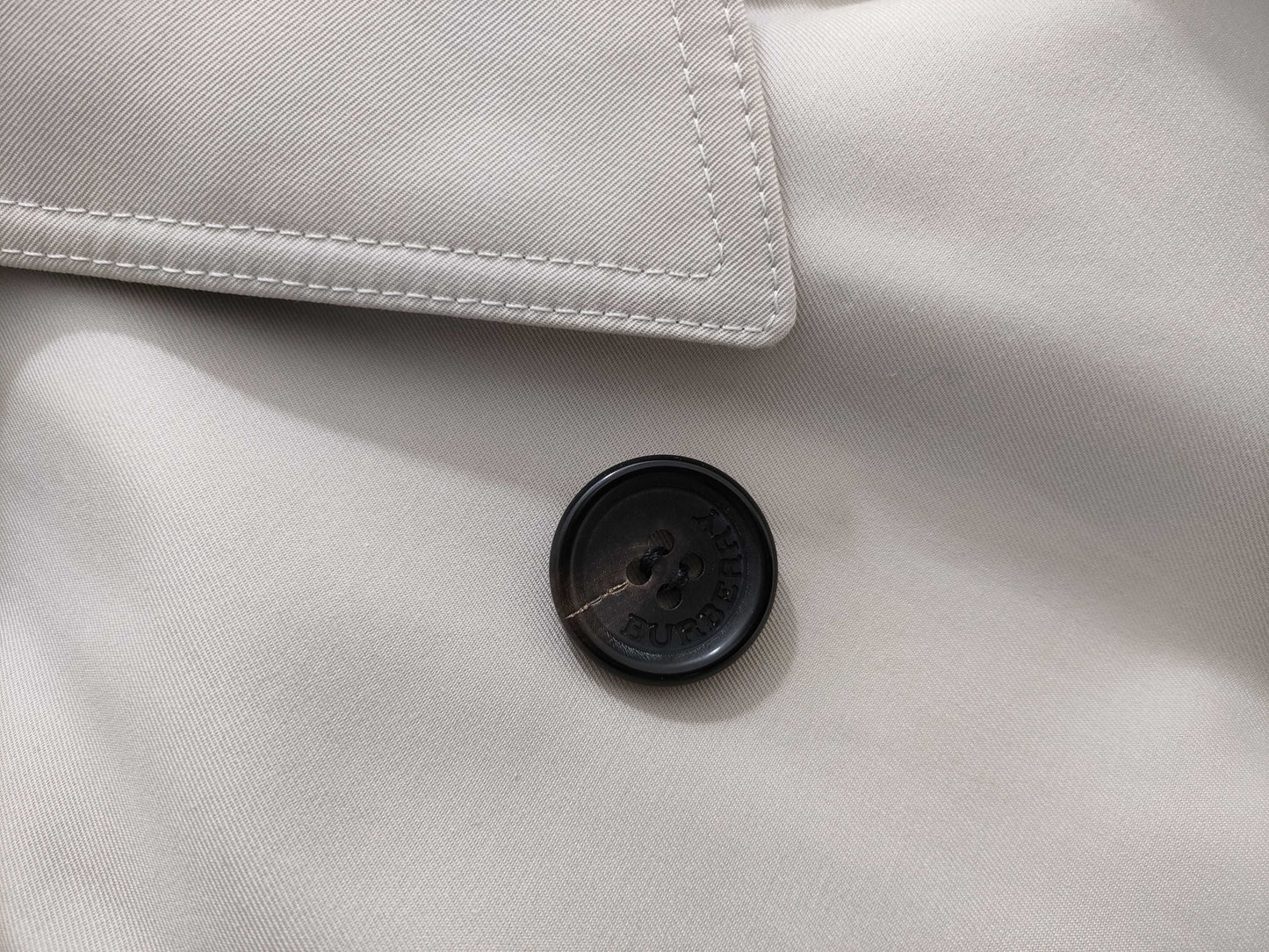 BURBERRY Burberry London Trench Coat with Belt Liner, Size 40