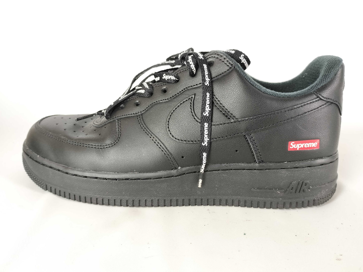 NIKE x Supreme Air Force 1 CU9225 100 with box