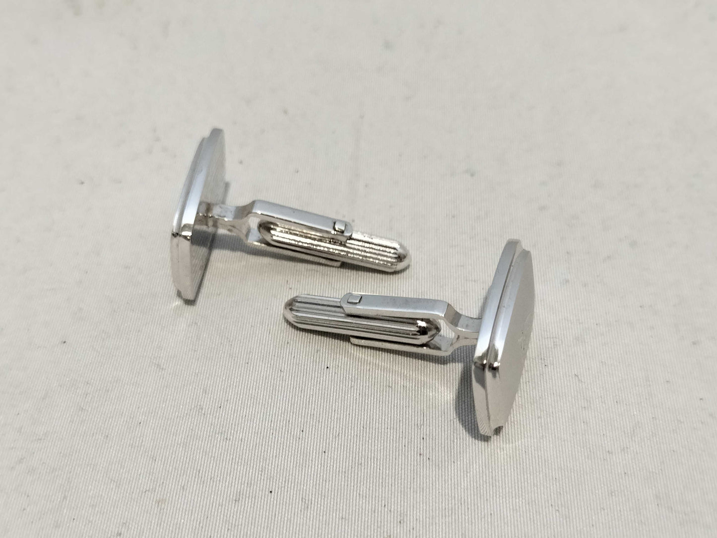 BURBERRY Boxed Silver Cufflinks with Horse Logo