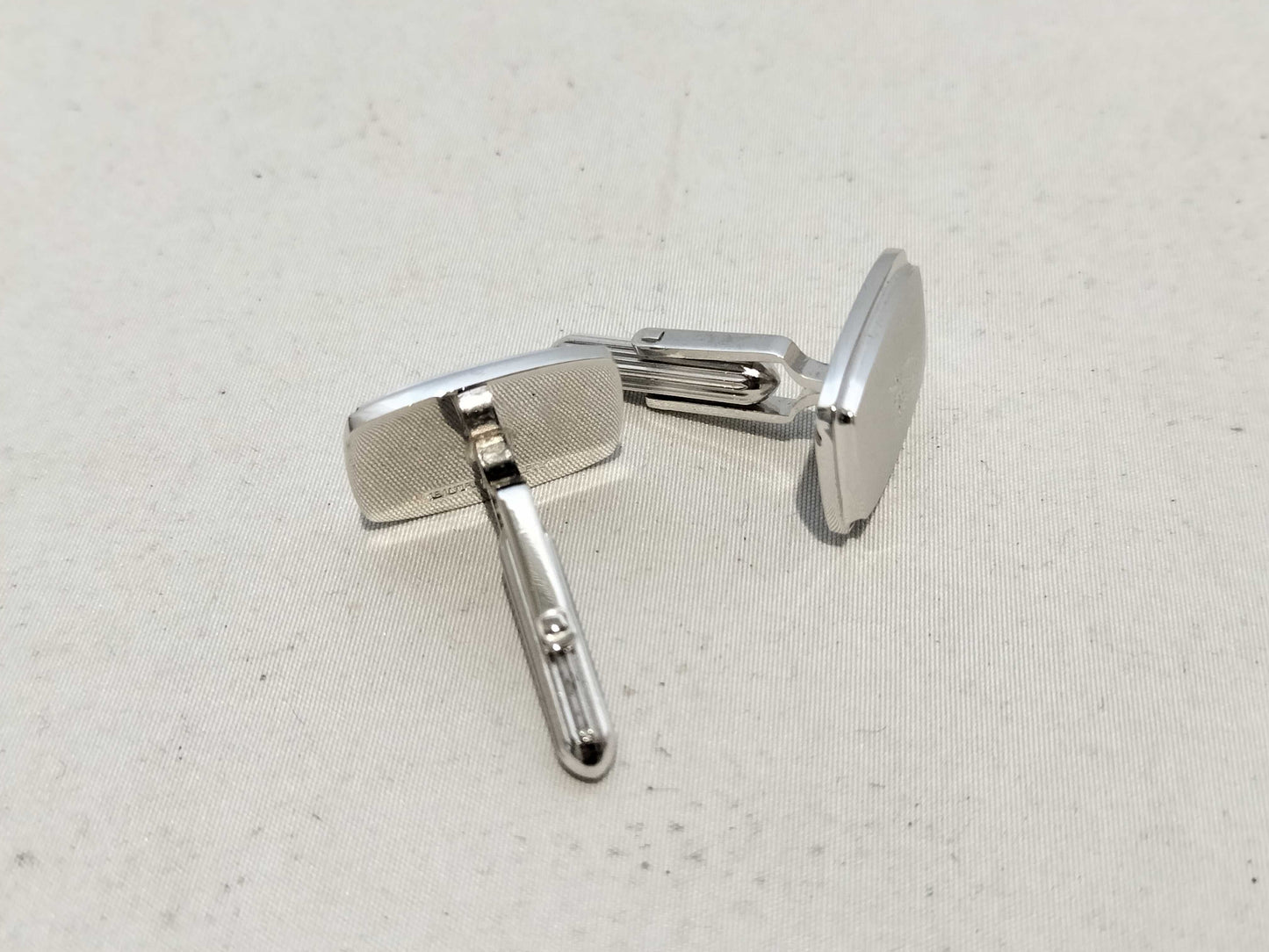 BURBERRY Boxed Silver Cufflinks with Horse Logo