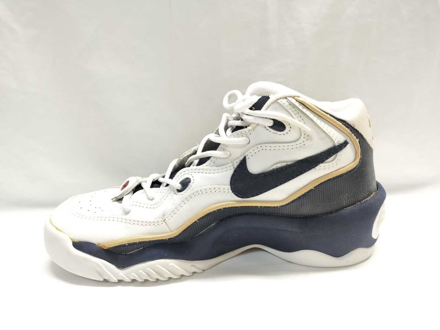 NIKE Air Flight 130267 141 Sneakers