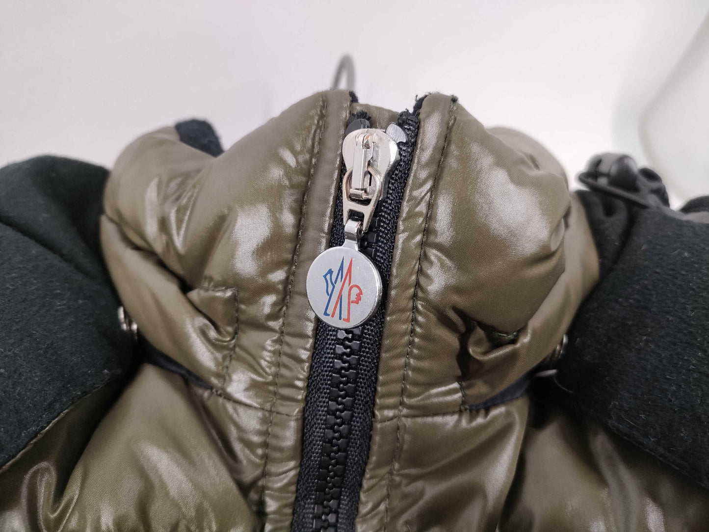 MONCLER Badia Khaki Size 0 Jacket