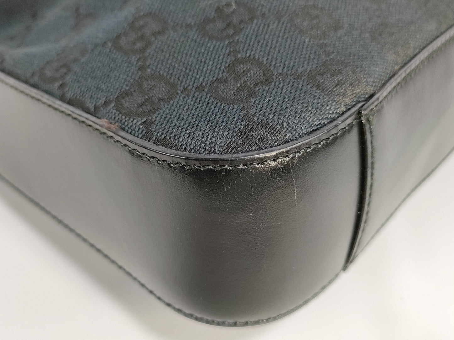 GUCCI GG Canvas 001 3812 2123 Shoulder Bag