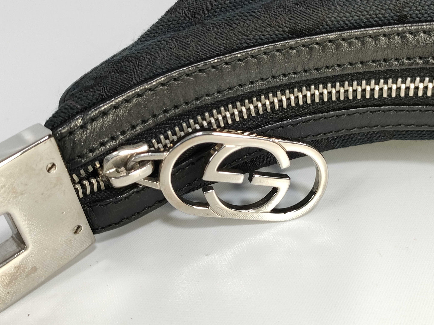 GUCCI GG Canvas 001 3812 2123 Shoulder Bag