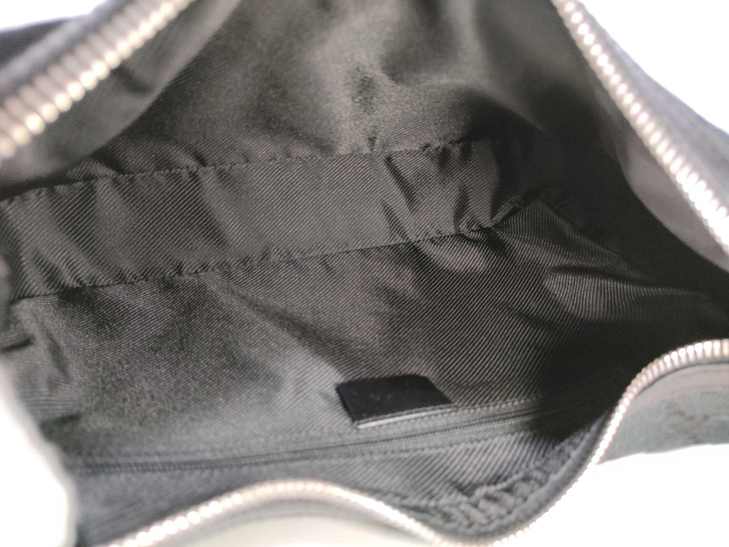 GUCCI GG Canvas 001 3812 2123 Shoulder Bag
