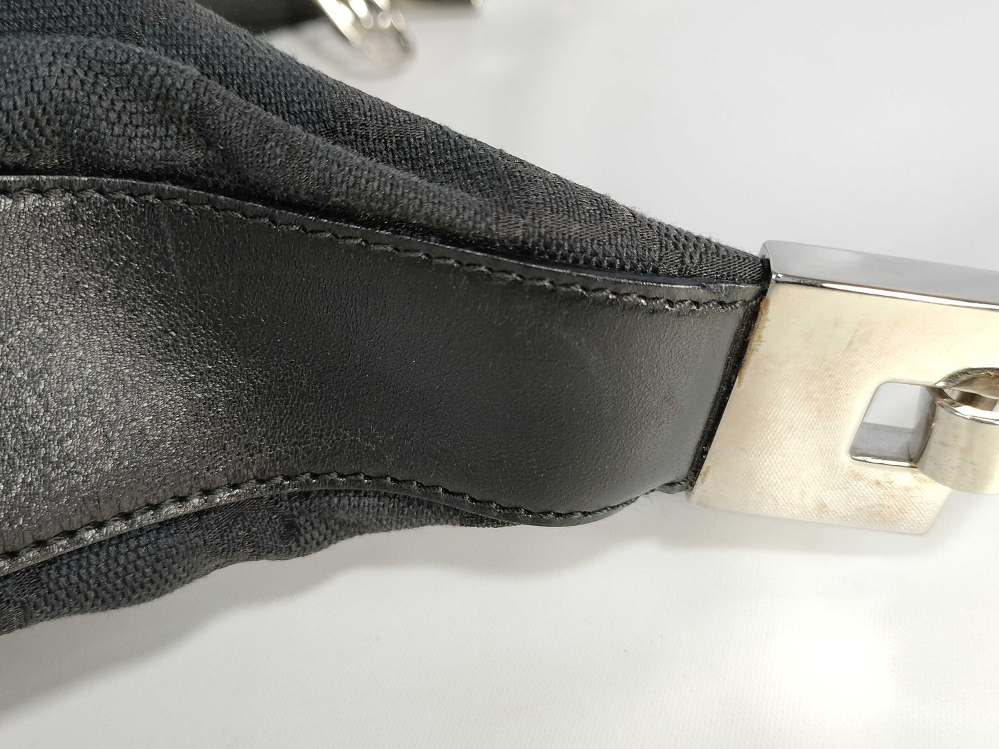 GUCCI GG Canvas 001 3812 2123 Shoulder Bag