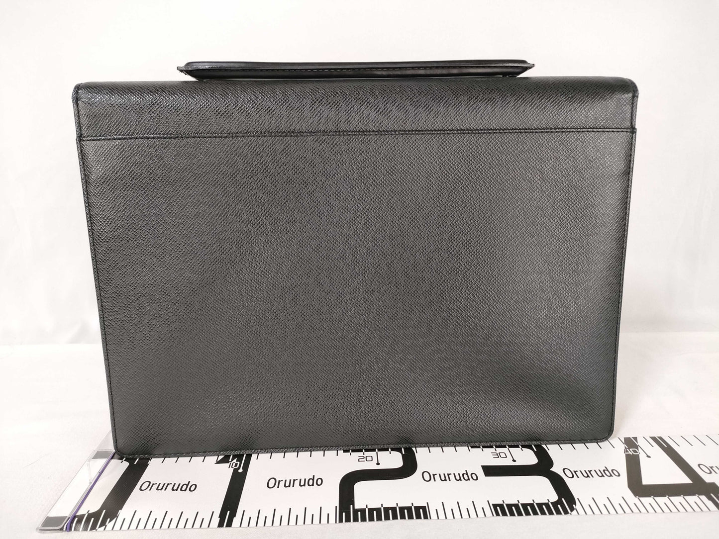 LOUIS VUITTON M30772 Taiga Business Angara Business Bag