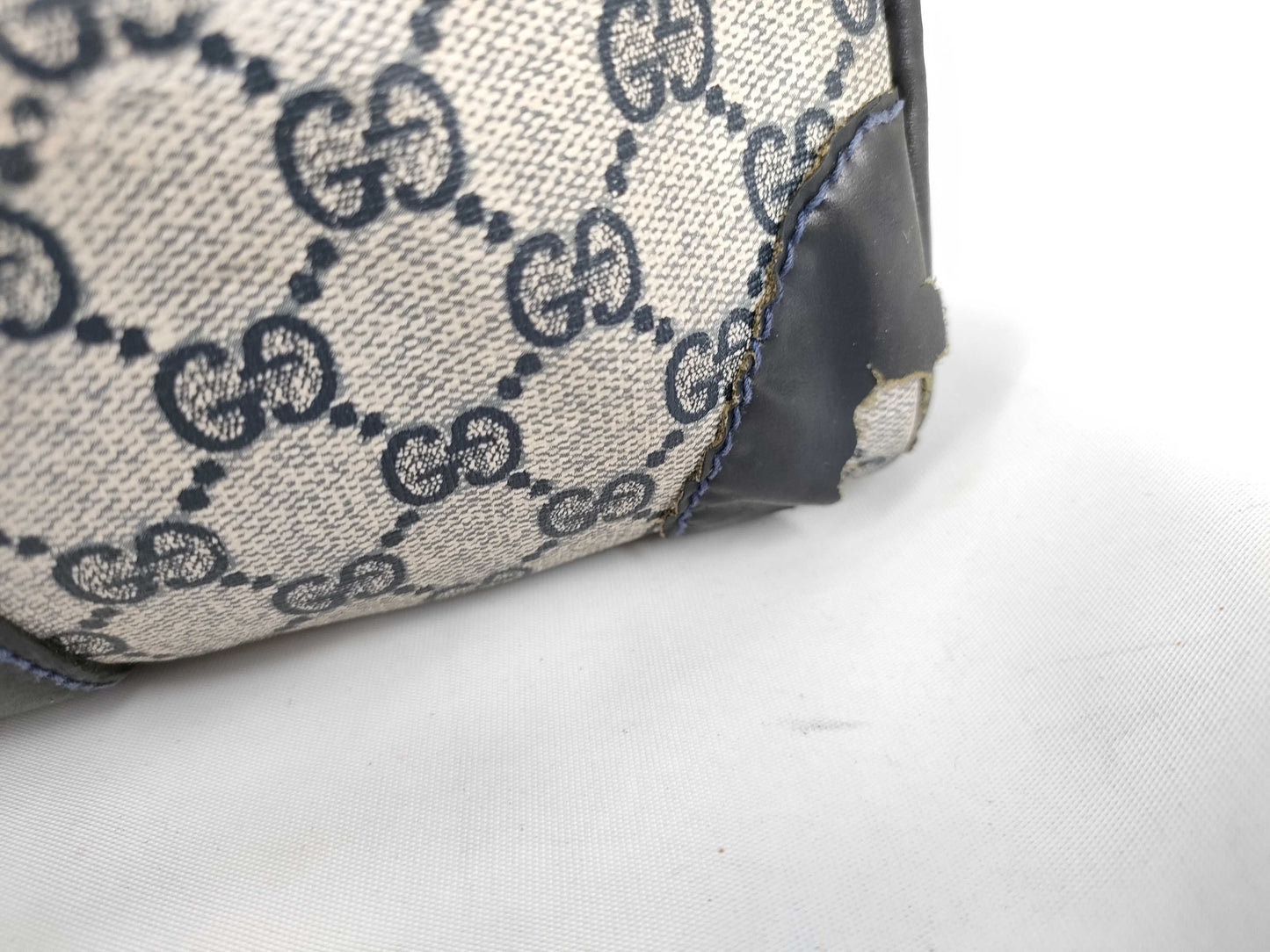 GUCCI GG Supreme GG Canvas Boston Bag