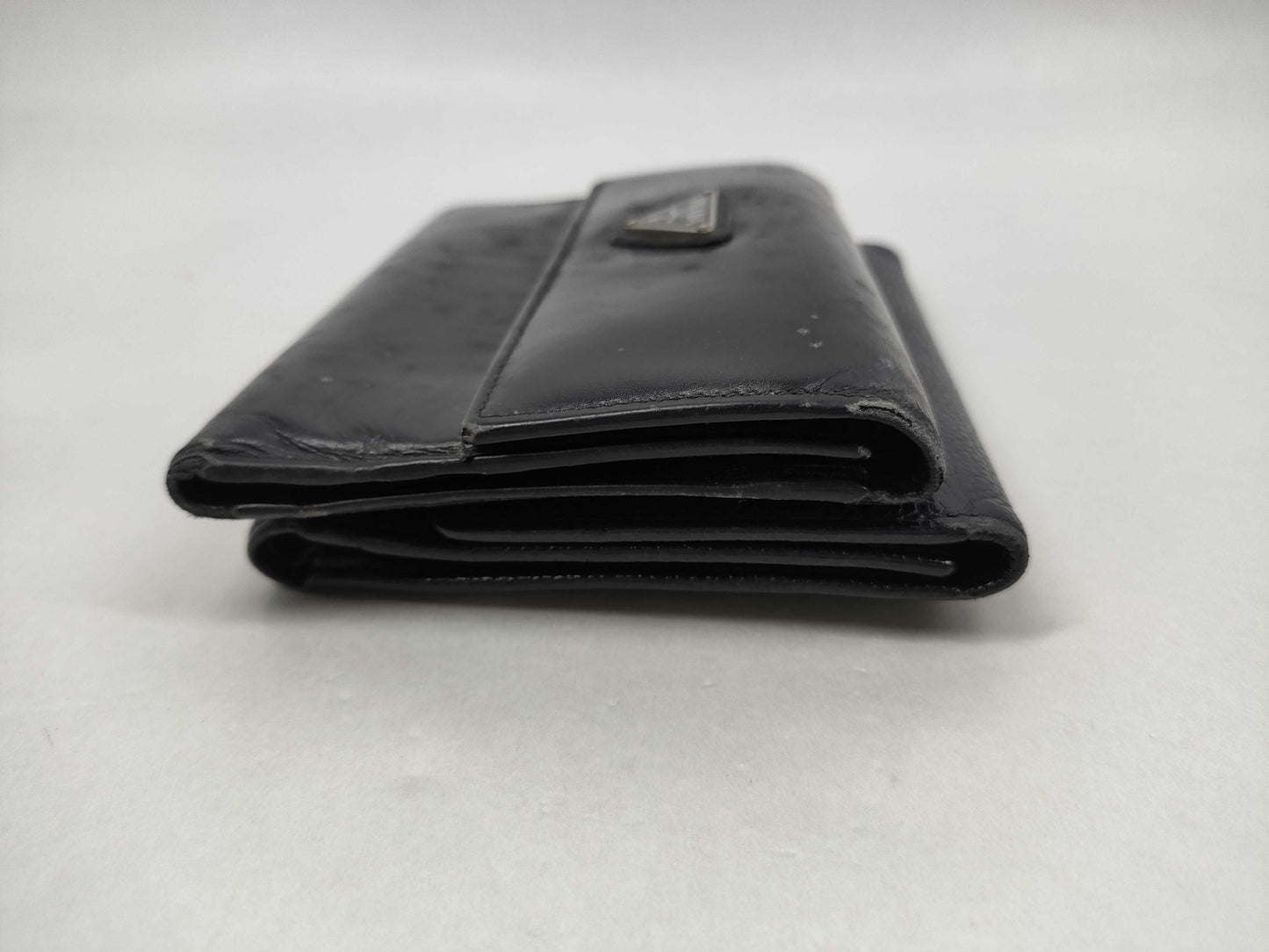 CHANEL Caviar Skin Coco Mark Tri-fold Wallet / Prada Wallet